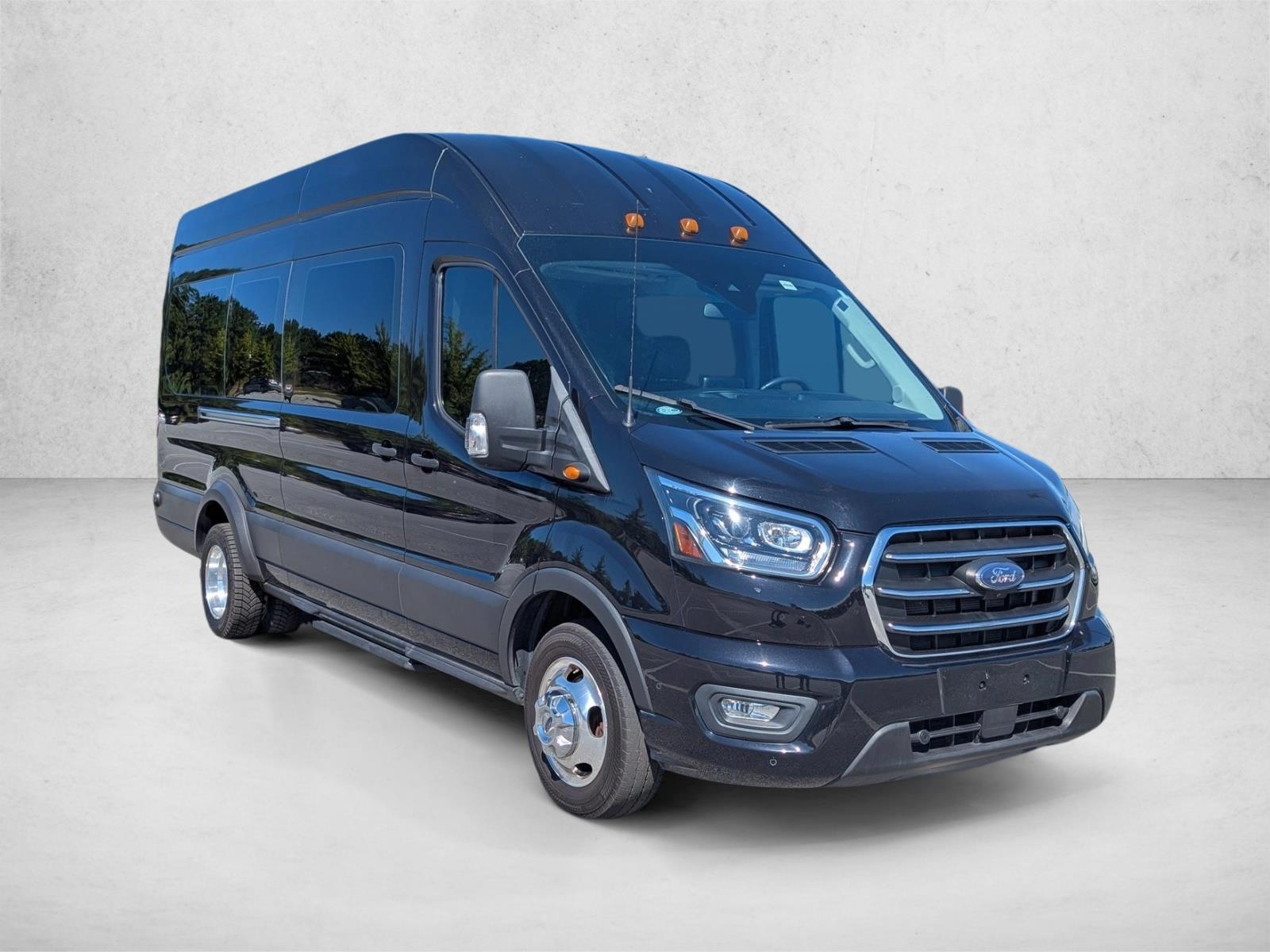 2020 Ford Transit photo 3
