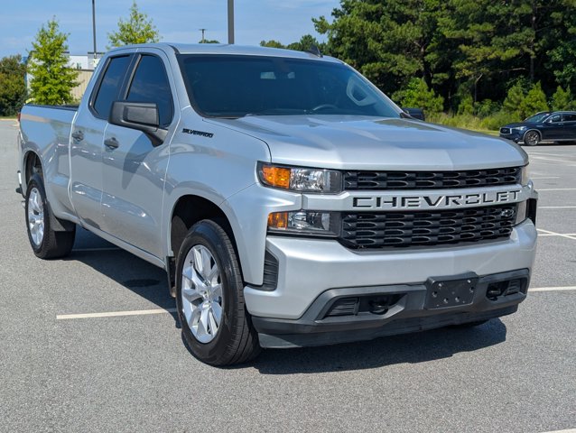 2019 Chevrolet Silverado 1500 Custom photo 3