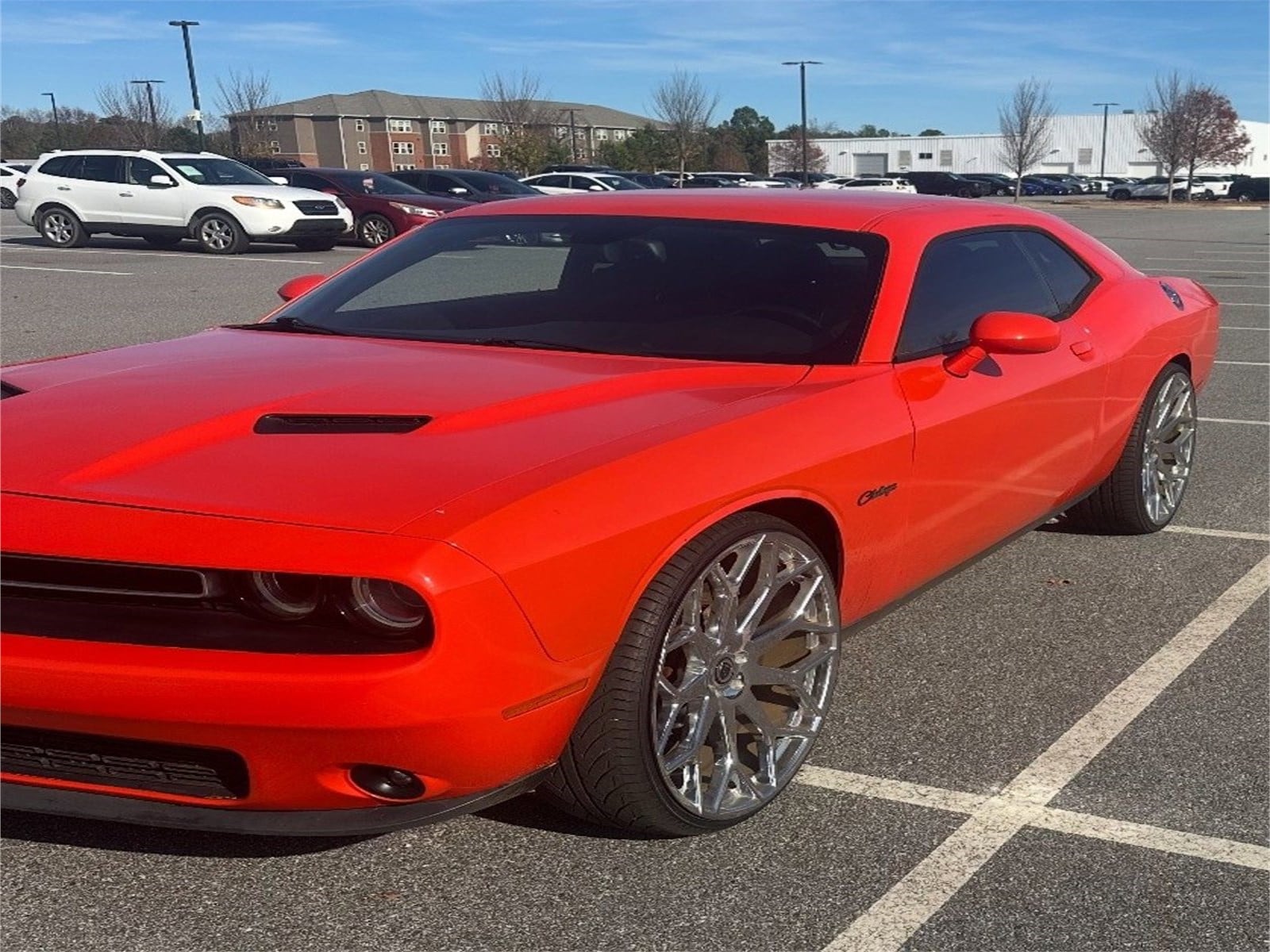 2016 Dodge Challenger SXT's photo