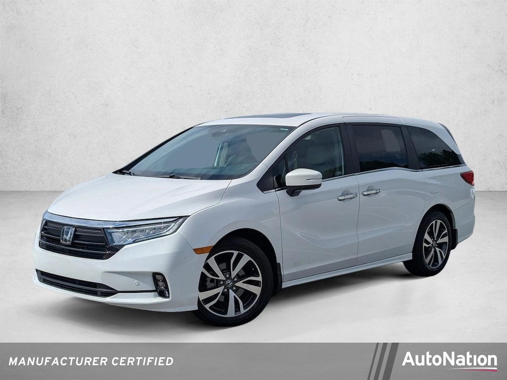 Certified 2024 Honda Odyssey Touring Van