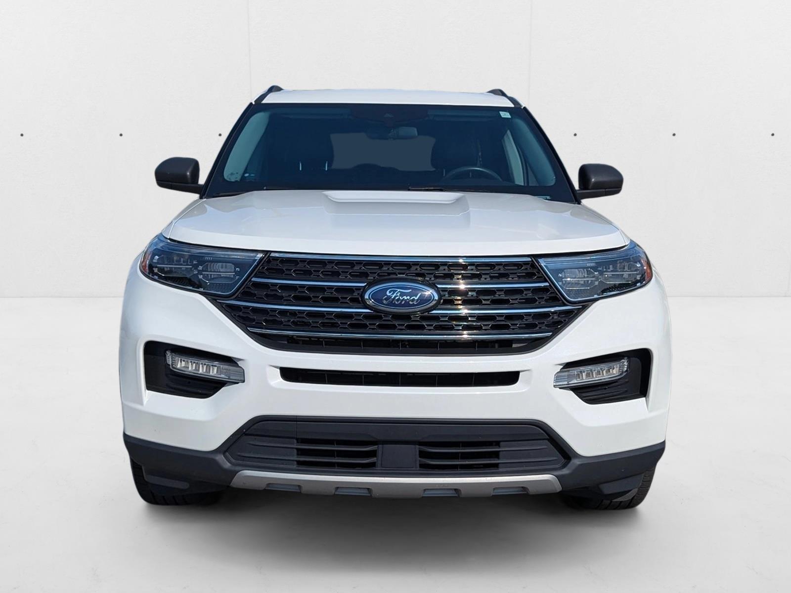 2022 Ford Explorer XLT photo 2