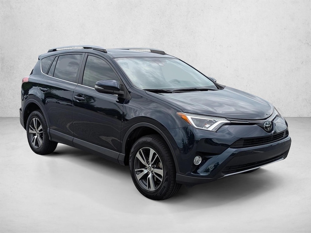 Used 2018 Toyota RAV4 XLE SUV