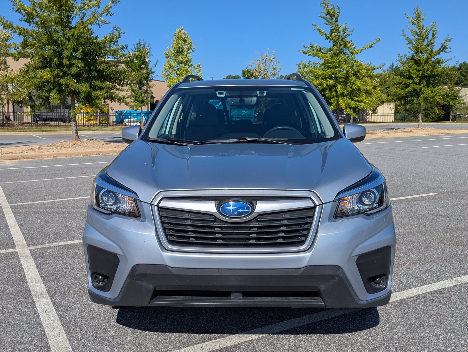 2020 Subaru Forester Premium photo 2