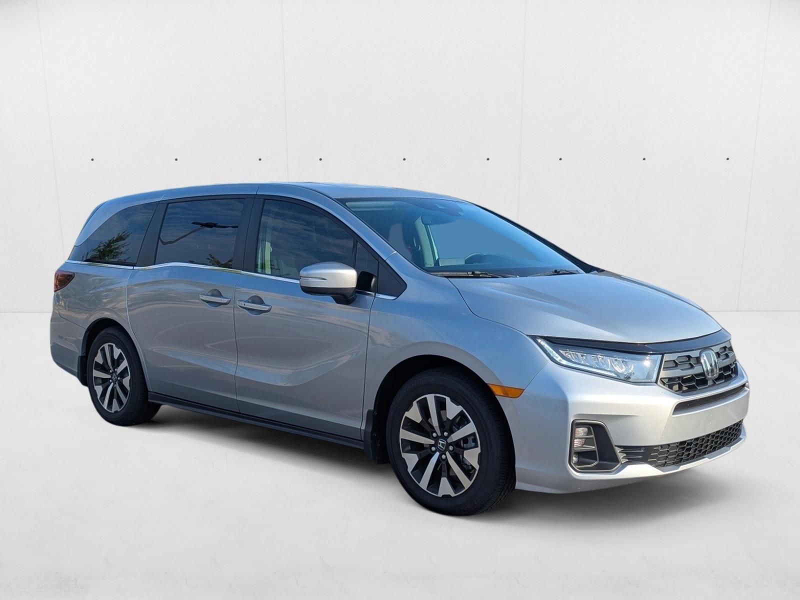 2025 Honda Odyssey EX-L photo 3