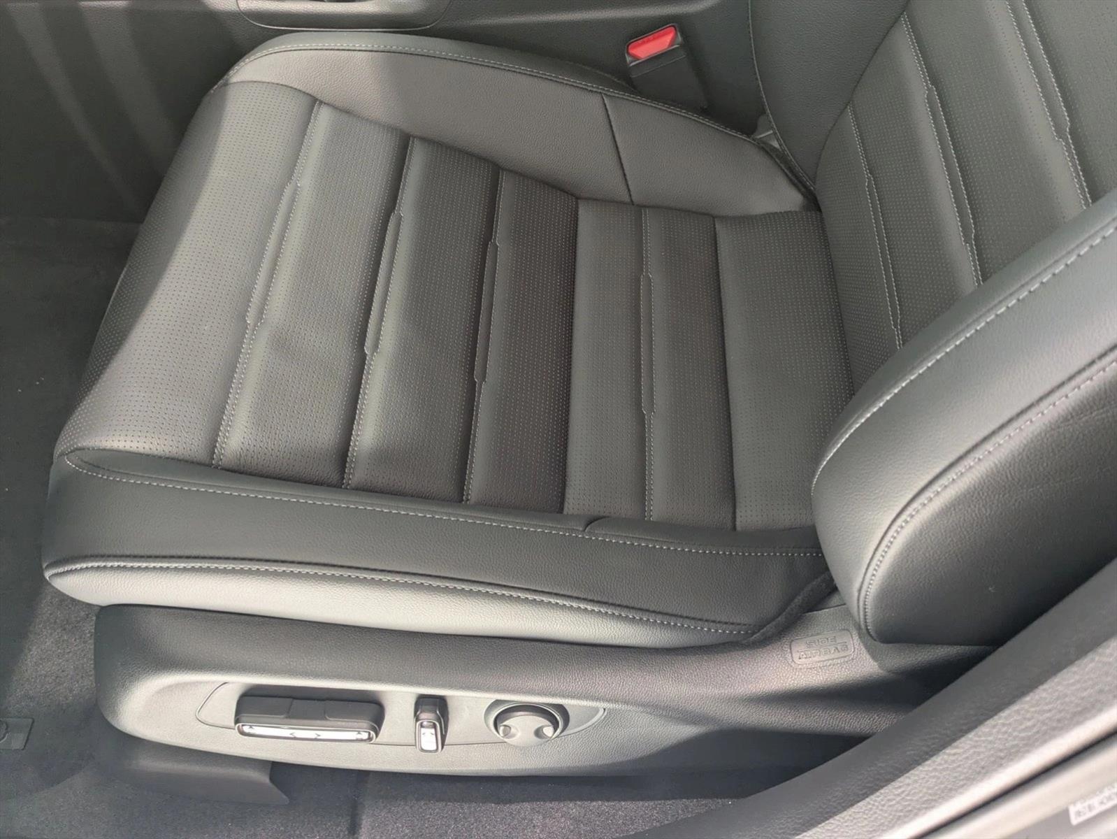 2026 Honda CR-V EX-L photo 4