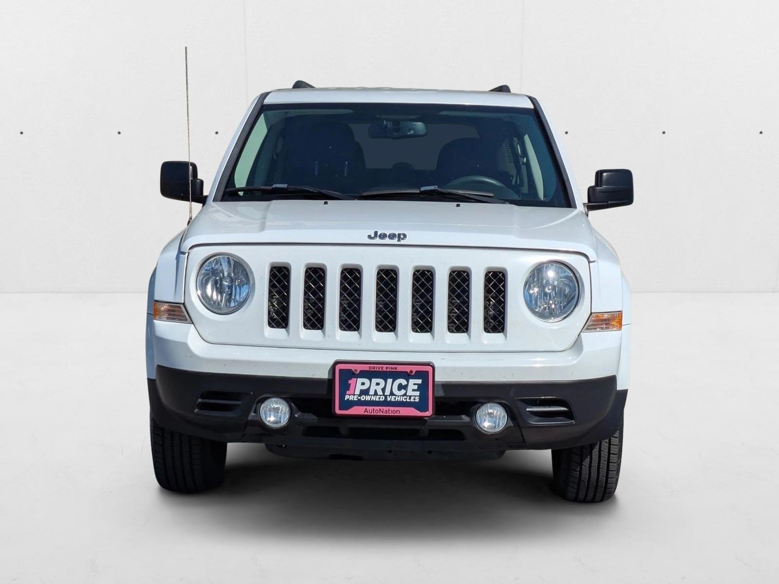 2017 Jeep Patriot Sport photo 2