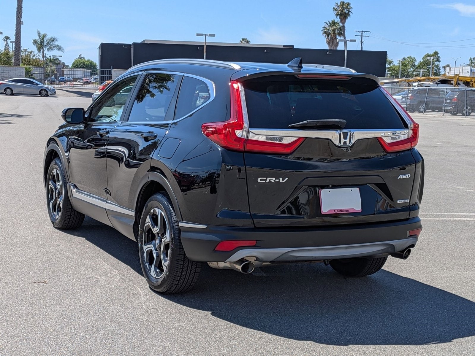 2017 Honda CR-V Touring AWD photo 3