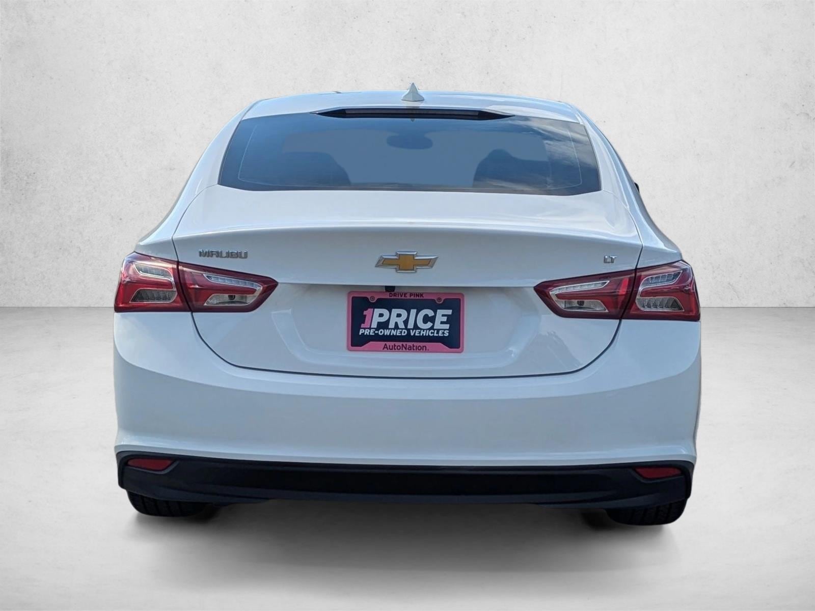 2022 Chevrolet Malibu LT photo 6