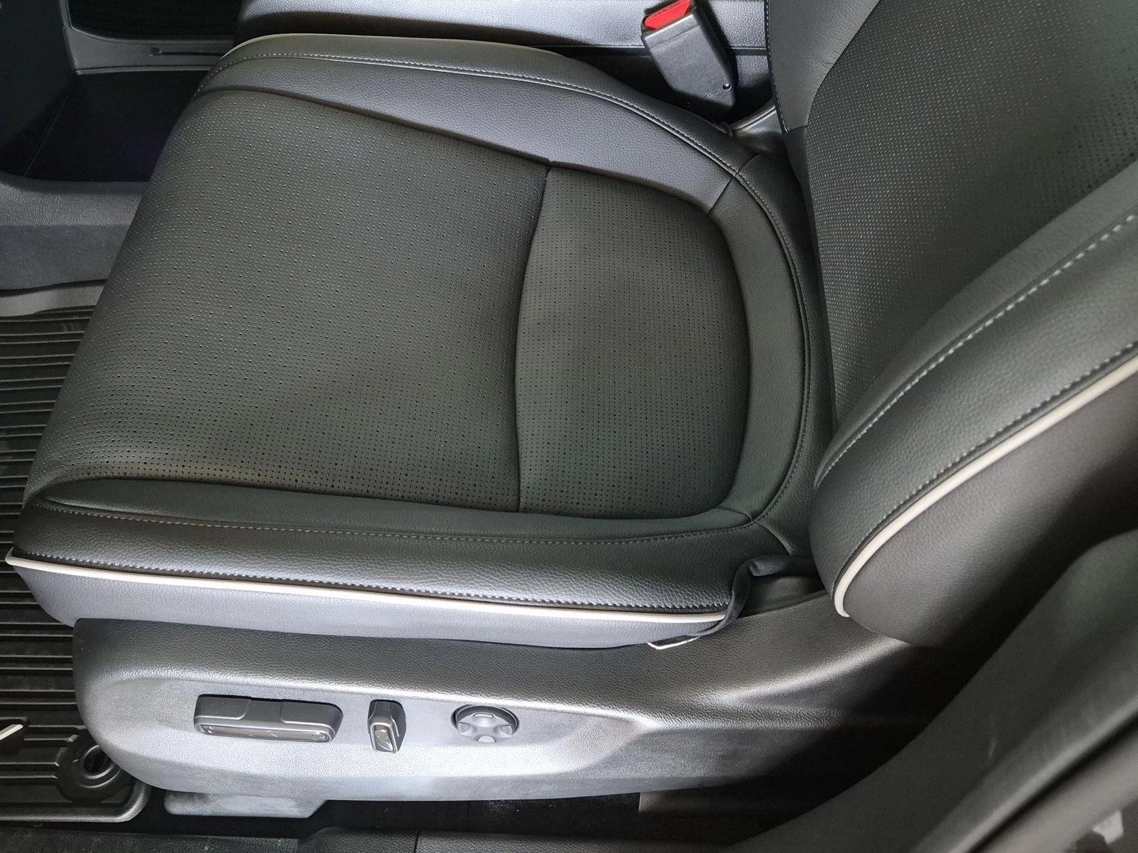 New 2026 Honda Odyssey Elite Van Passenger