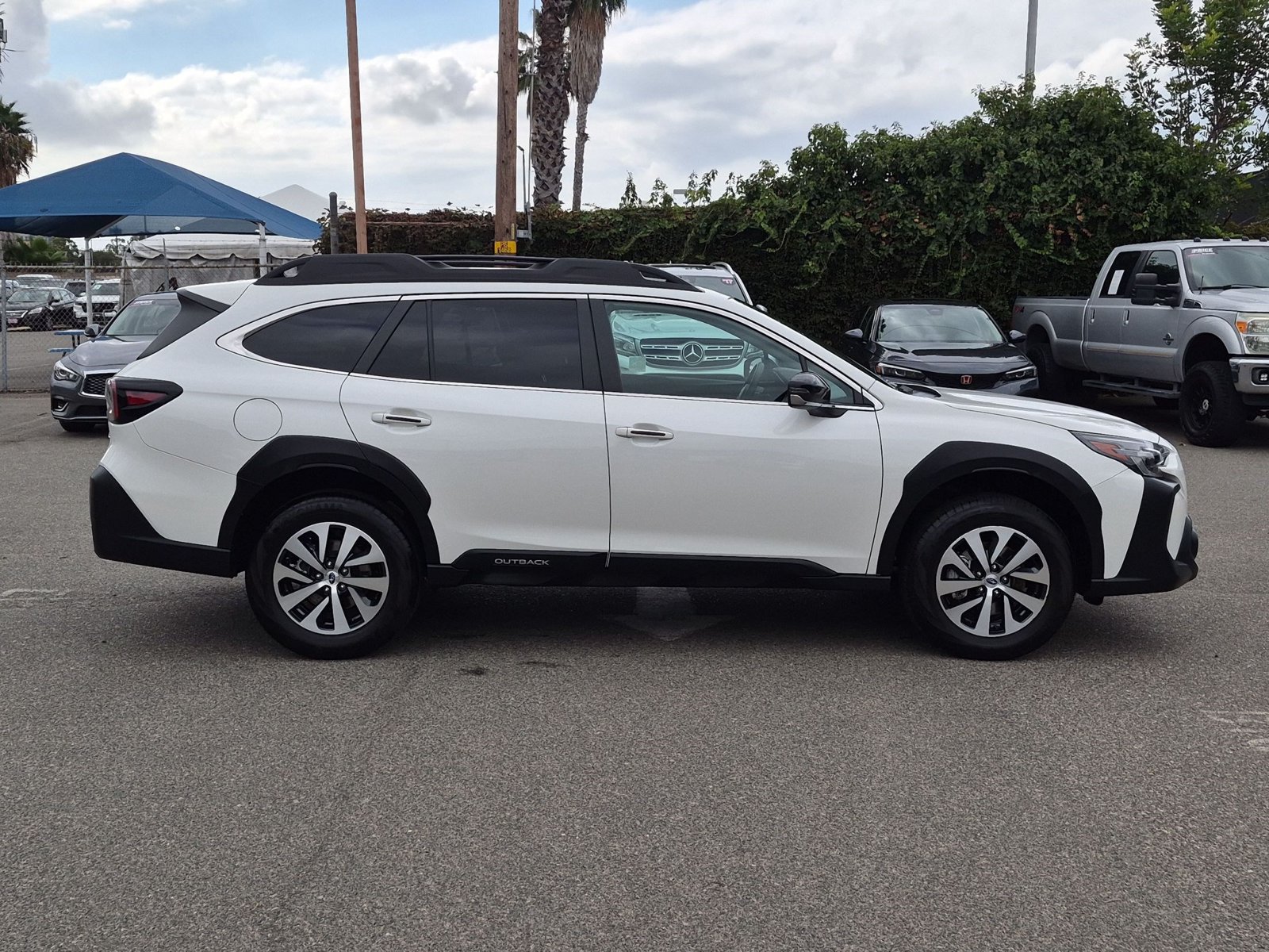 Used 2024 Subaru Outback Premium SUV