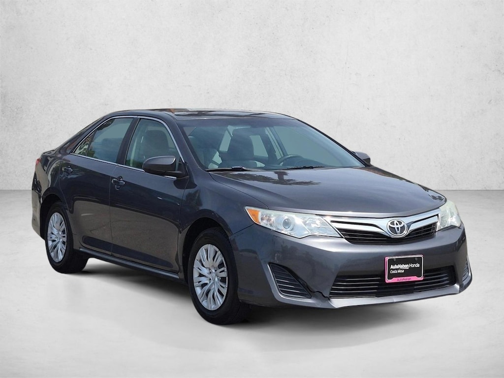 Used 2014 Toyota Camry LE Sedan