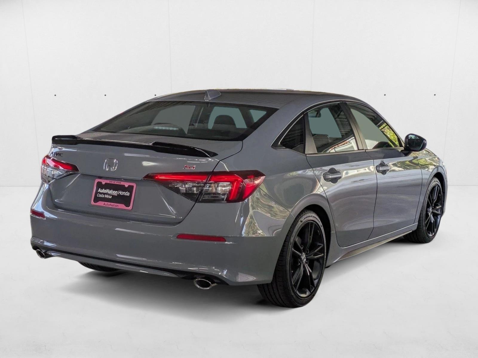 2026 Honda Civic Si photo 2
