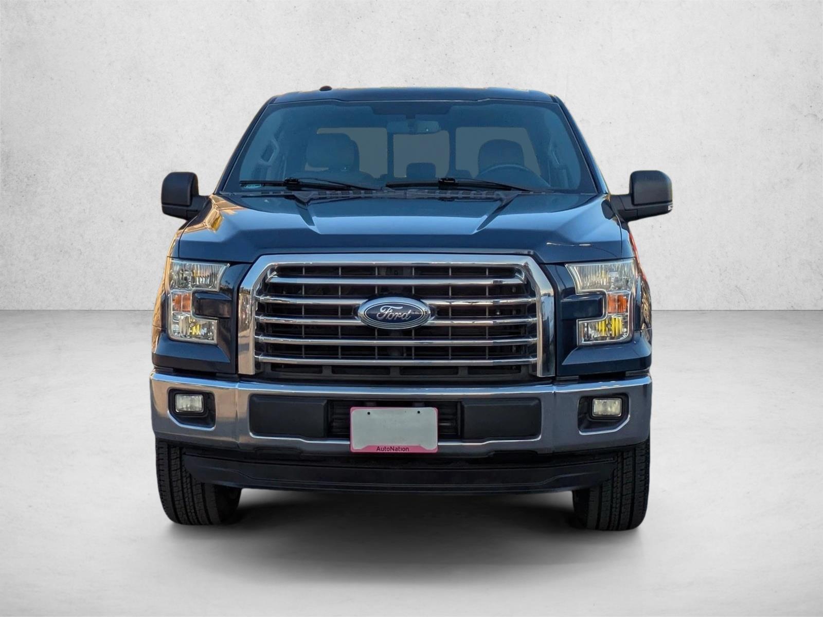 2015 Ford F-150 Lariat photo 2