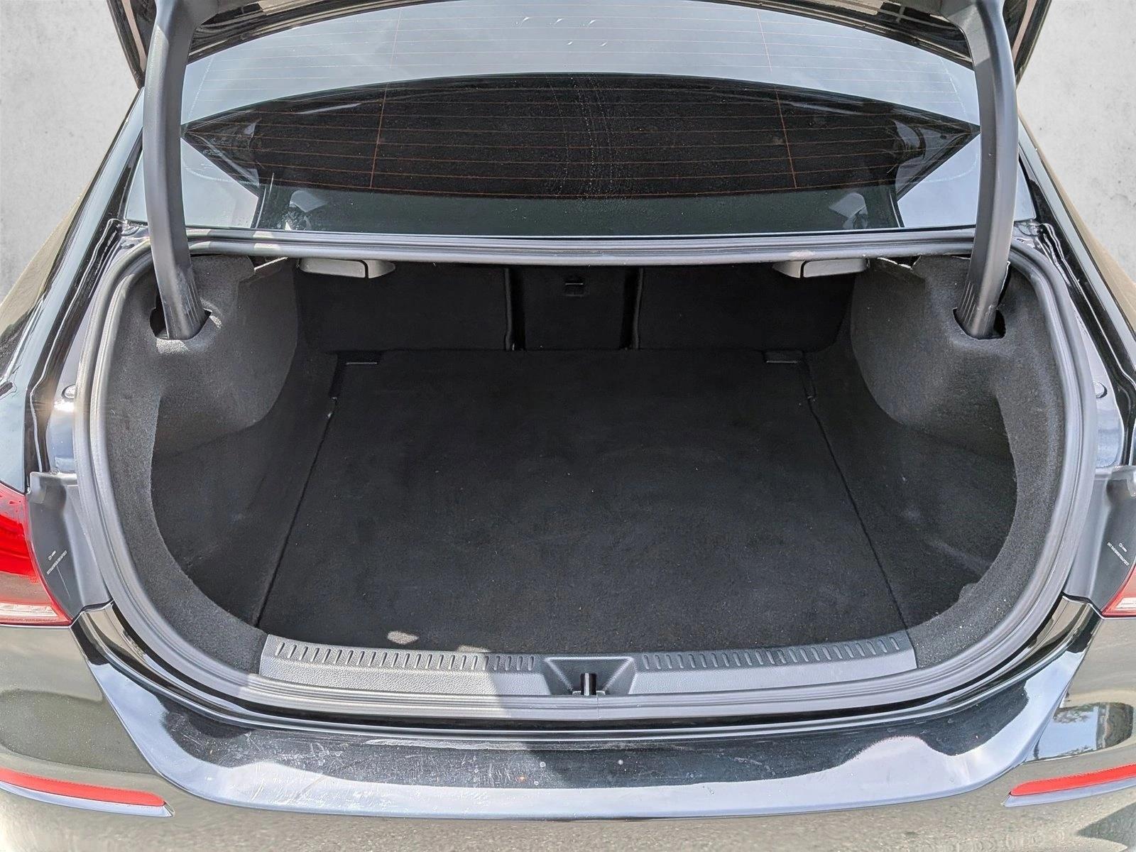 2020 Mercedes-Benz A-Class A 220 photo 5