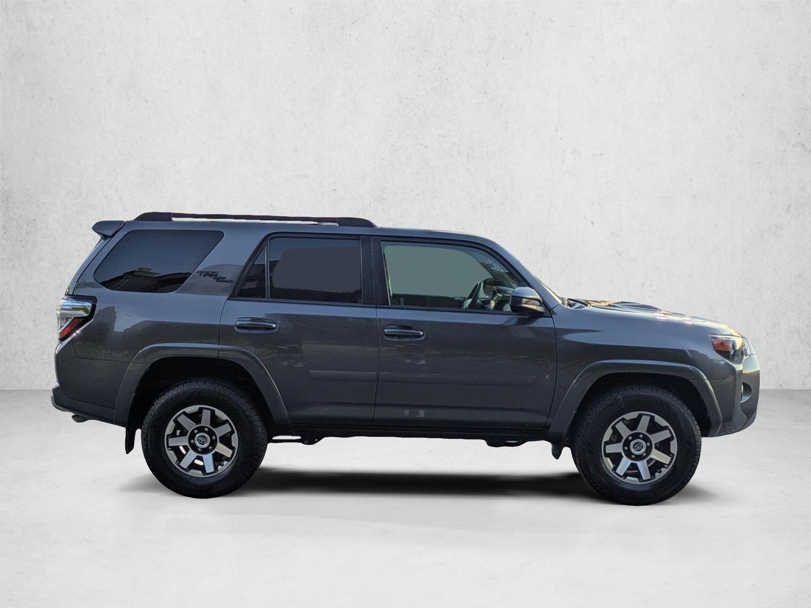 2021 Toyota 4Runner TRD photo 4
