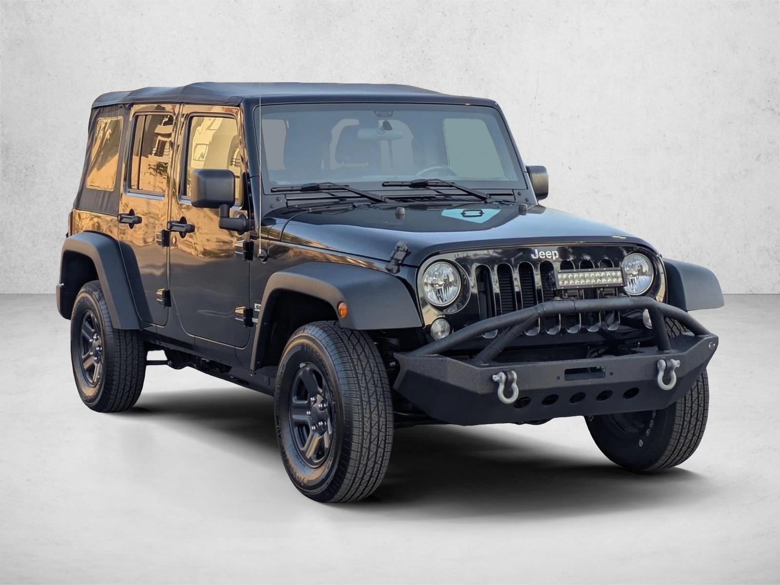 2016 Jeep Wrangler Unlimited Sport photo 3