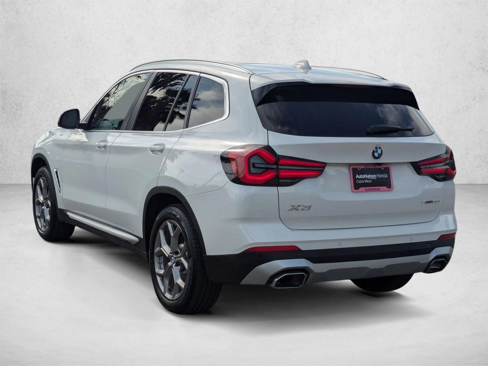 2022 BMW X3 sDrive30i photo 3