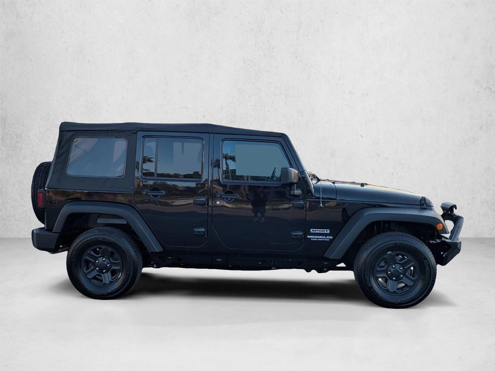 2016 Jeep Wrangler Unlimited Sport photo 4