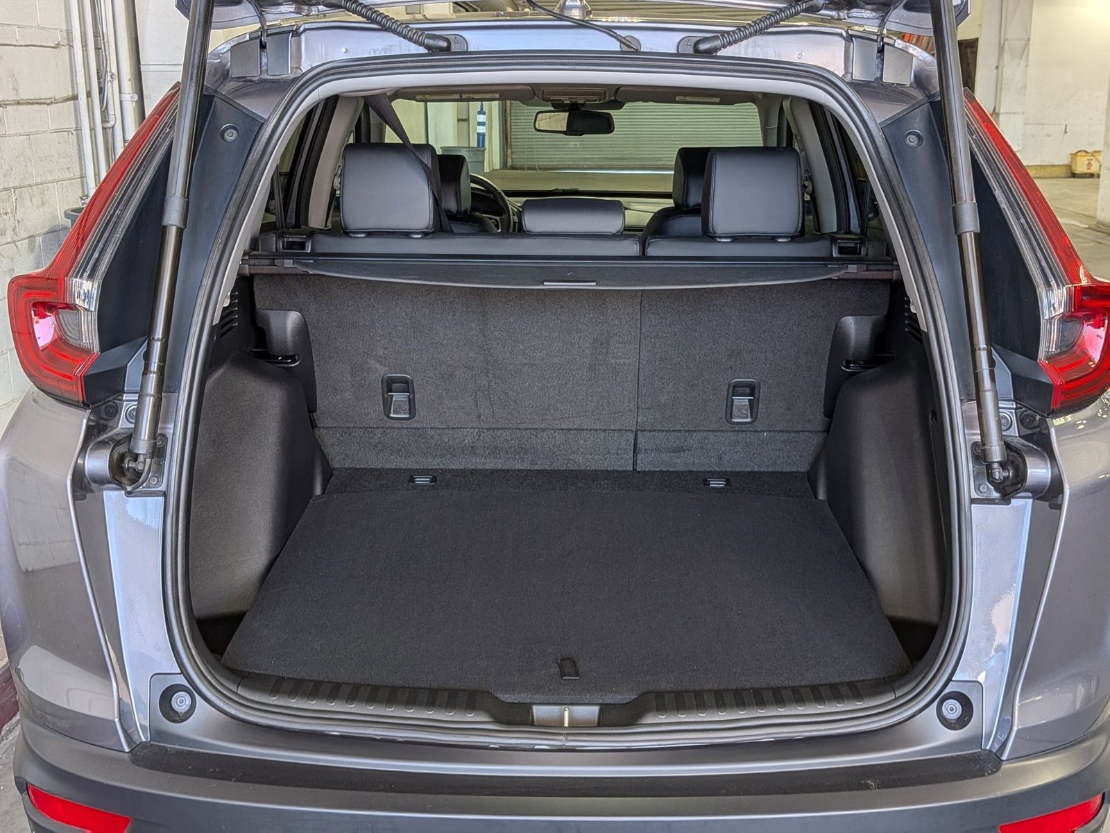 2020 Honda CR-V Touring 2WD photo 5