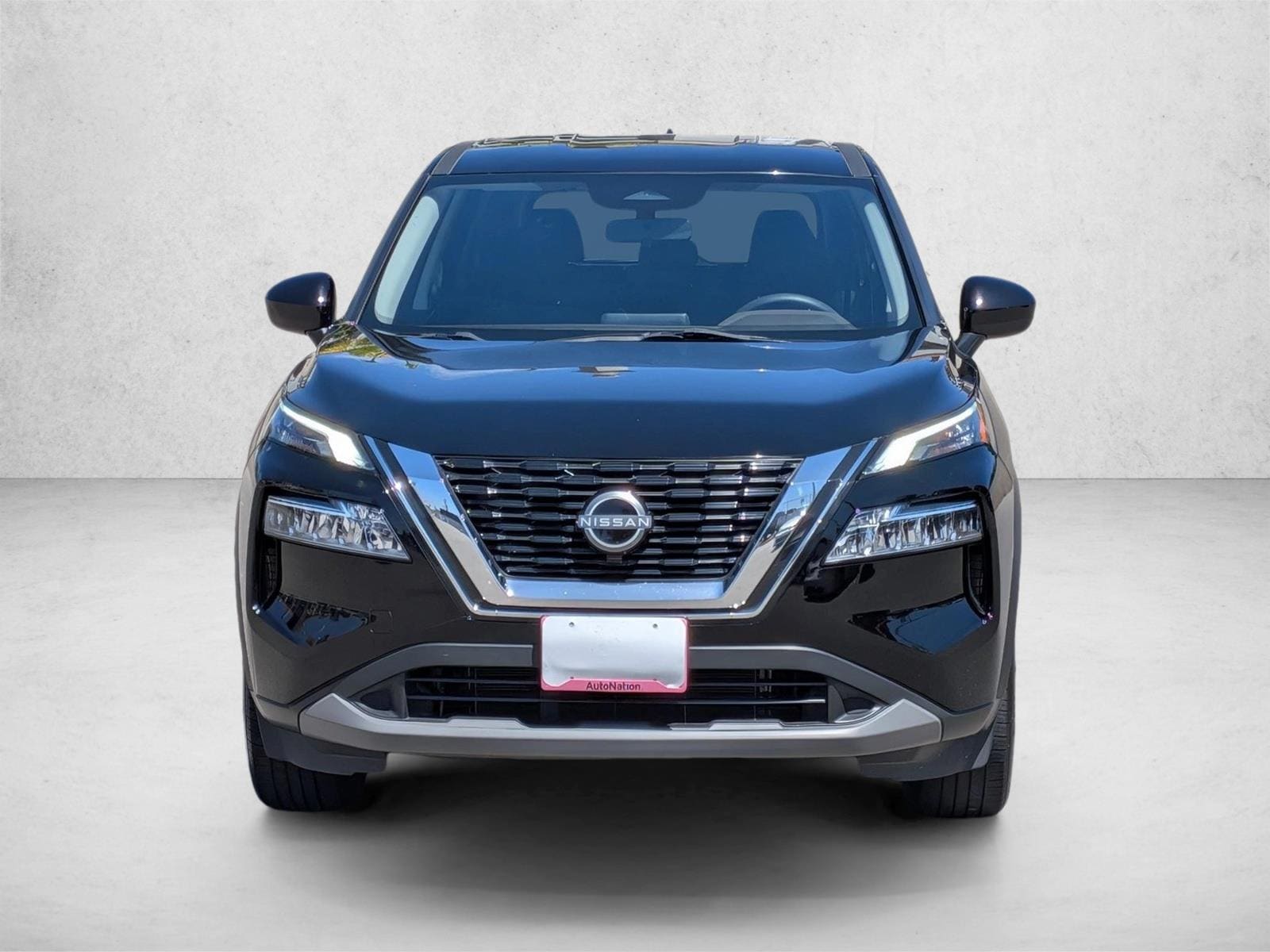 2023 Nissan Rogue SV photo 2