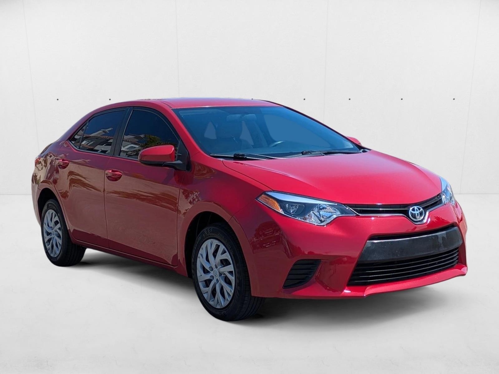 2016 Toyota Corolla LE photo 3