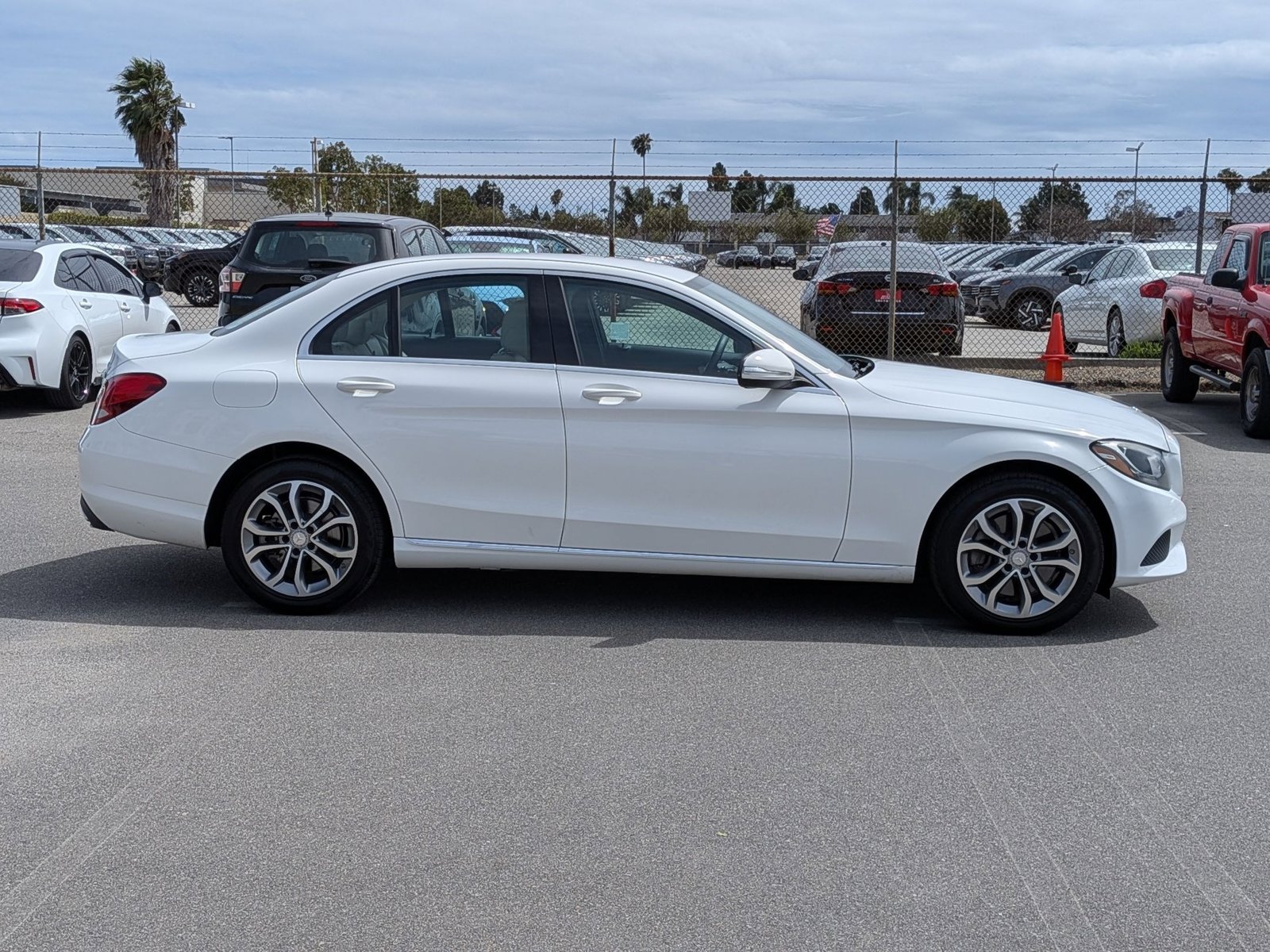 2015 Mercedes-Benz C-Class C 300 4MATIC photo 4