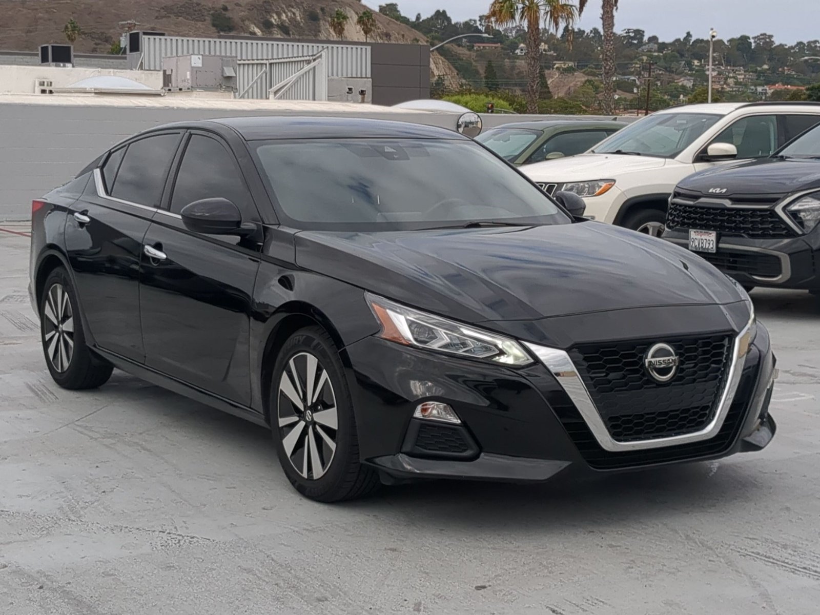 Used 2021 Nissan Altima 2.5 SV Sedan