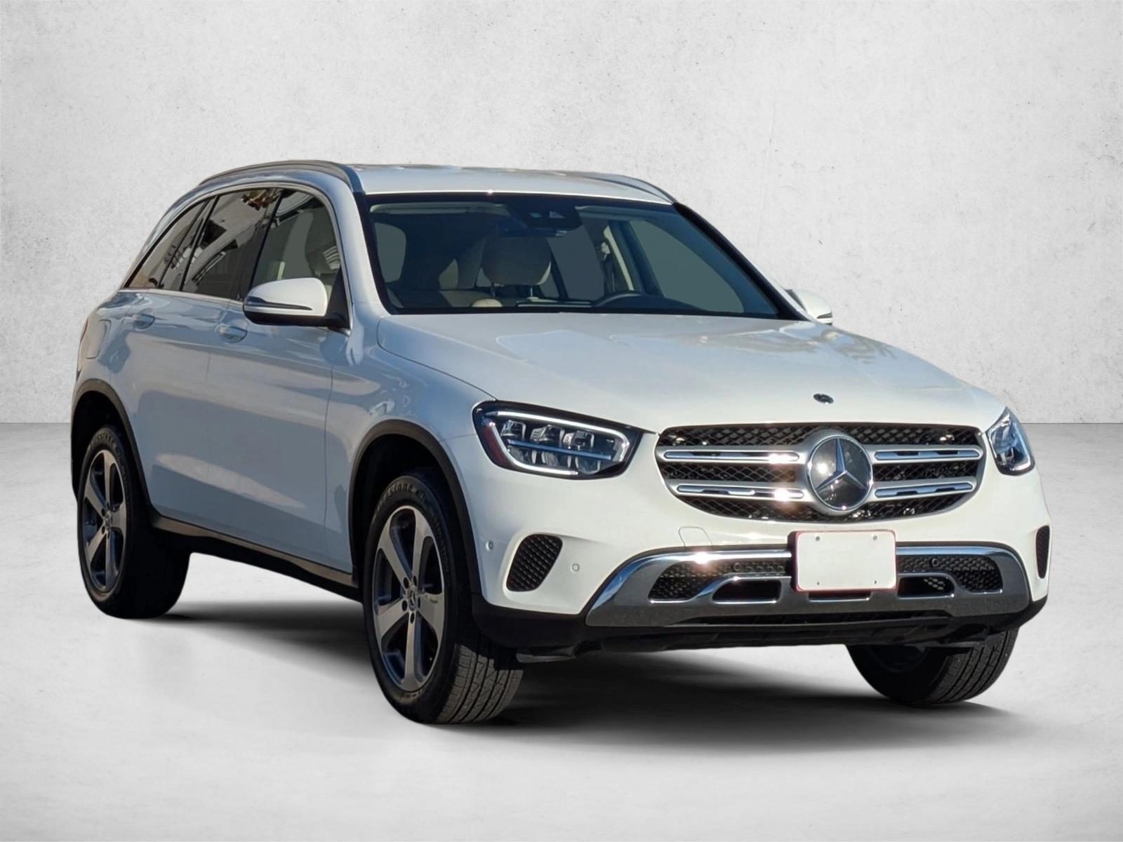 2022 Mercedes-Benz GLC 300 4MATIC photo 2