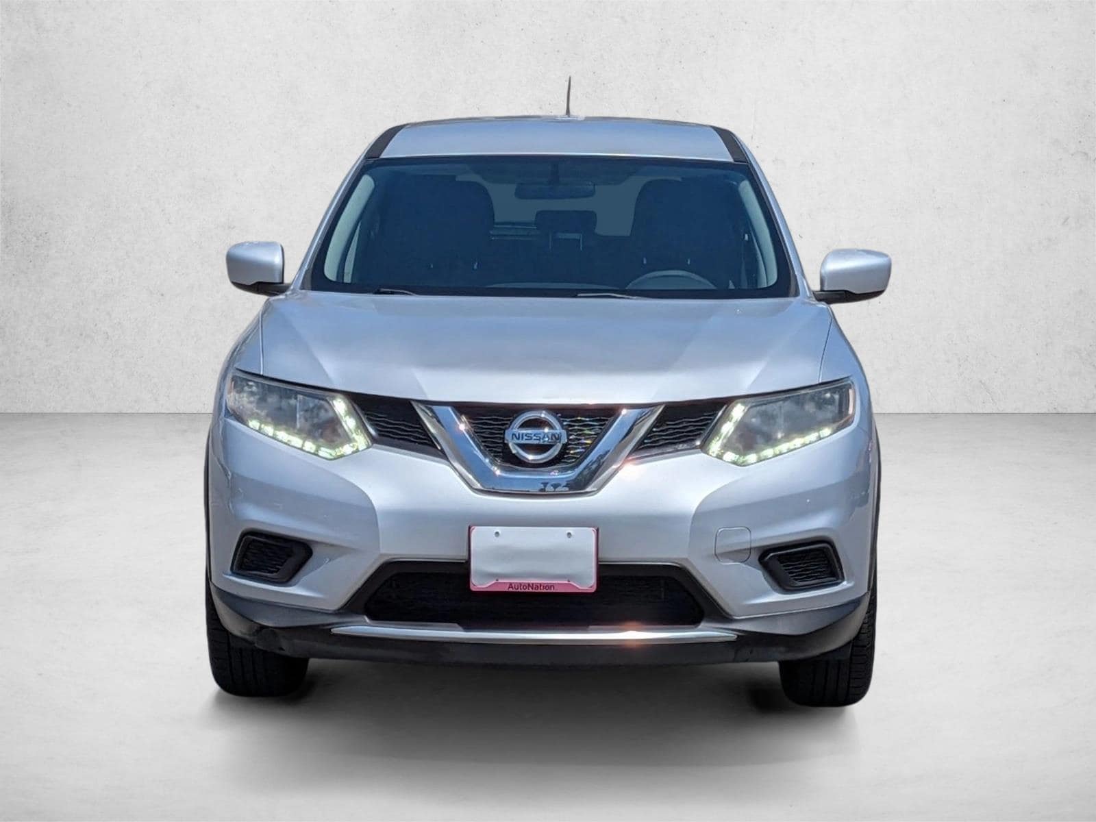 Used 2016 Nissan Rogue S with VIN KNMAT2MT6GP617707 for sale in Costa Mesa, CA