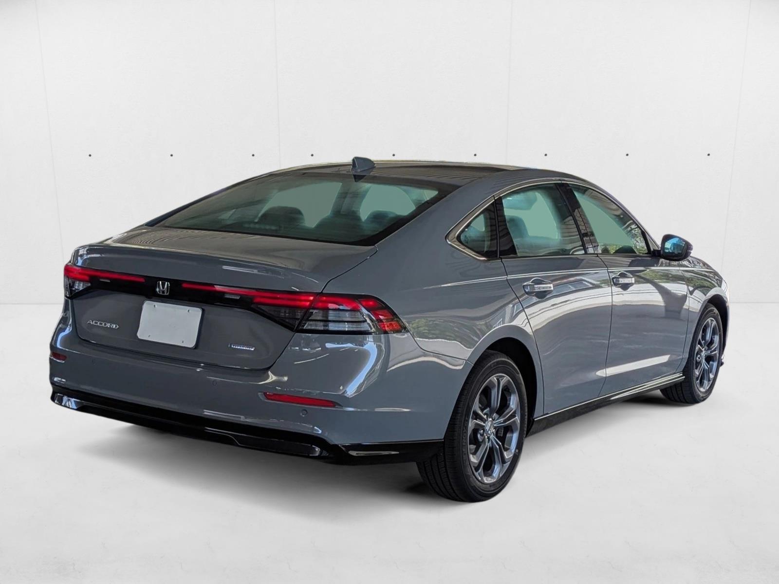2025 Honda Accord Hybrid EX-L photo 2