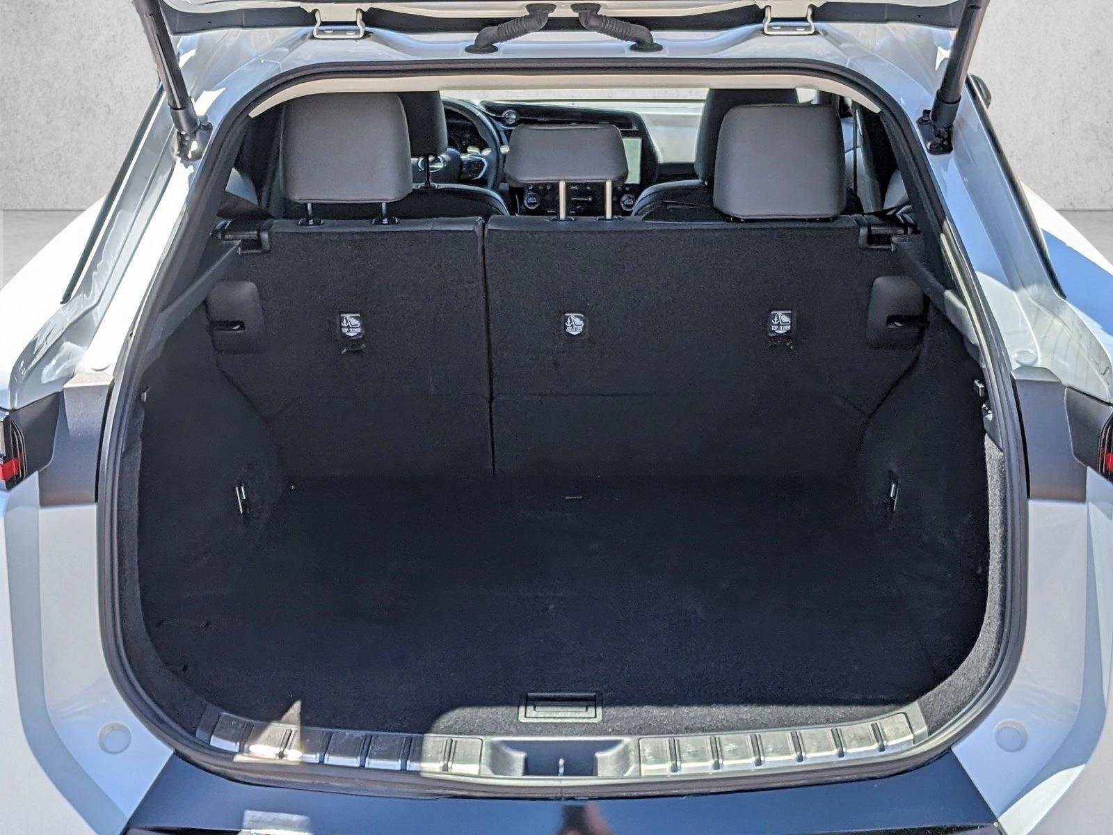 2024 LEXUS RZ 300e Premium w/20" Wheel photo 5