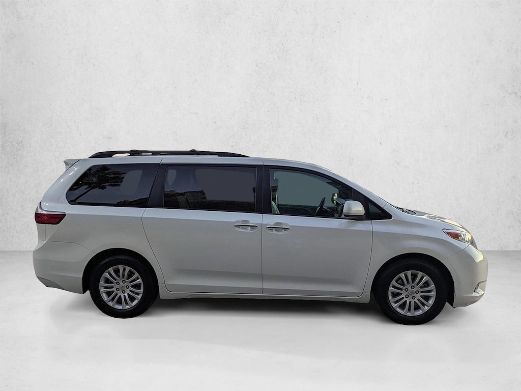 Used 2015 Toyota Sienna XLE Van