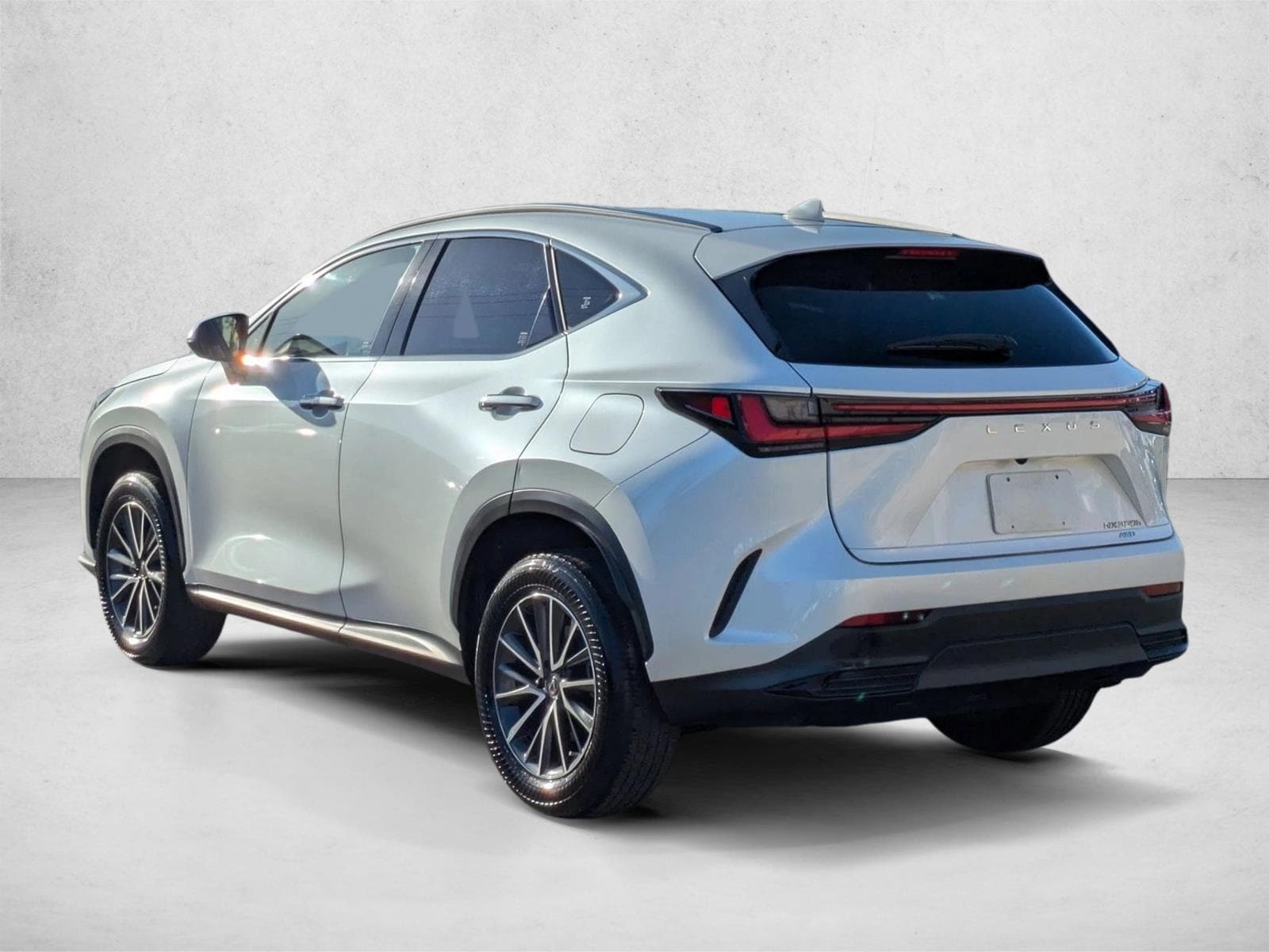 2022 LEXUS NX 350h photo 3