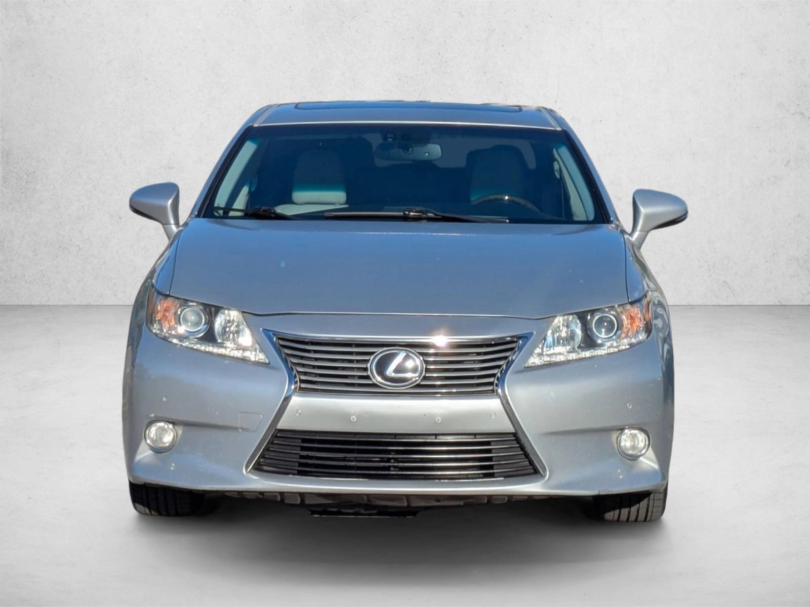 2014 Lexus ES 350 photo 2