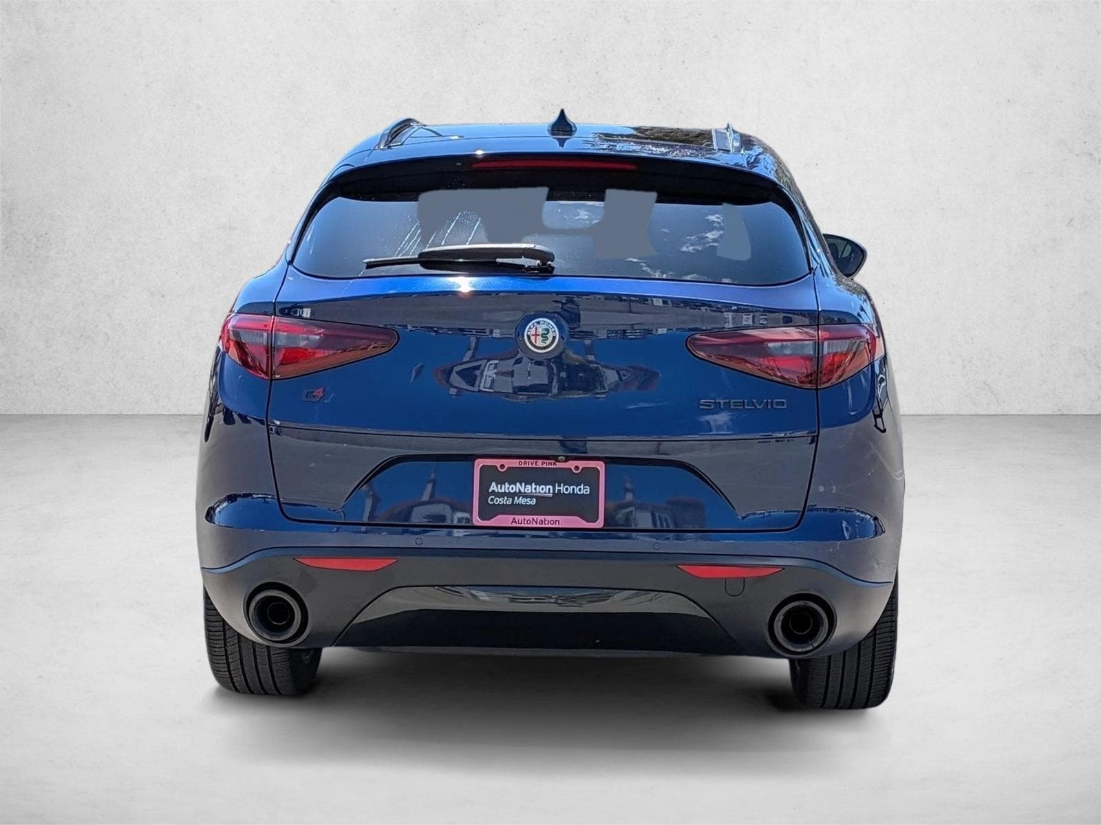 2020 Alfa Romeo Stelvio photo 6