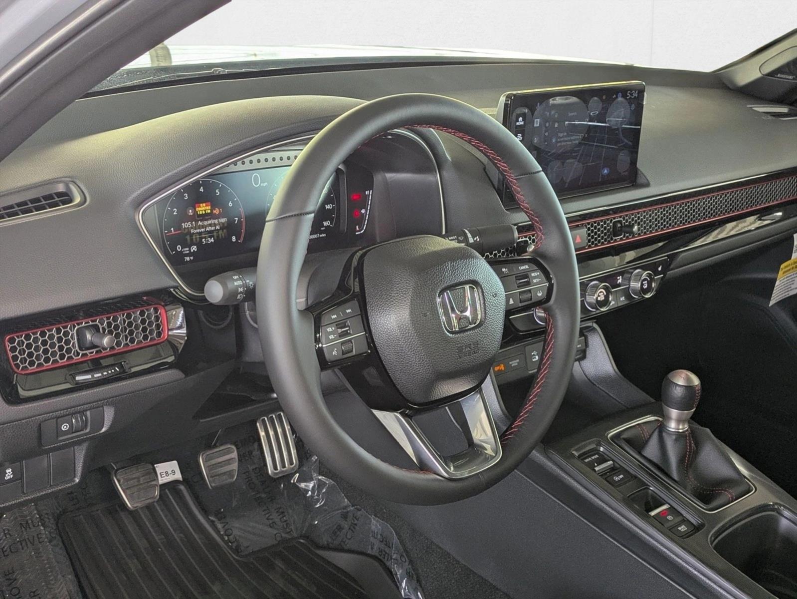 2026 Honda Civic Si photo 3