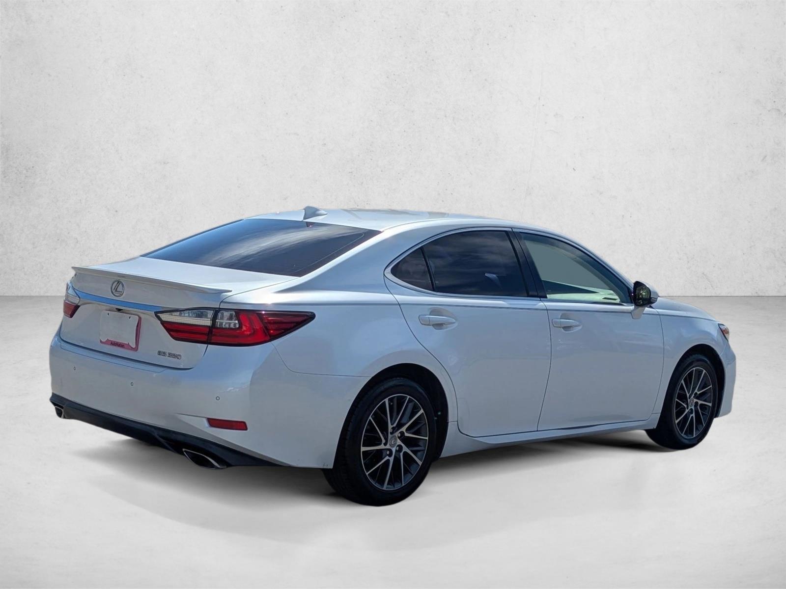 2016 LEXUS ES 350 photo 5