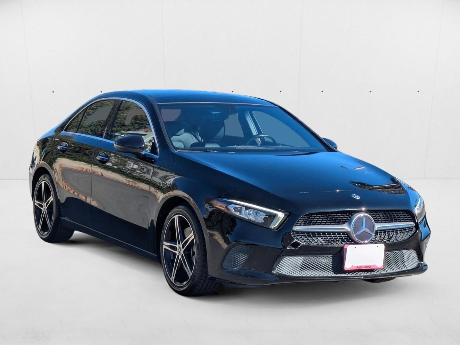2021 Mercedes Benz A 220 photo 2