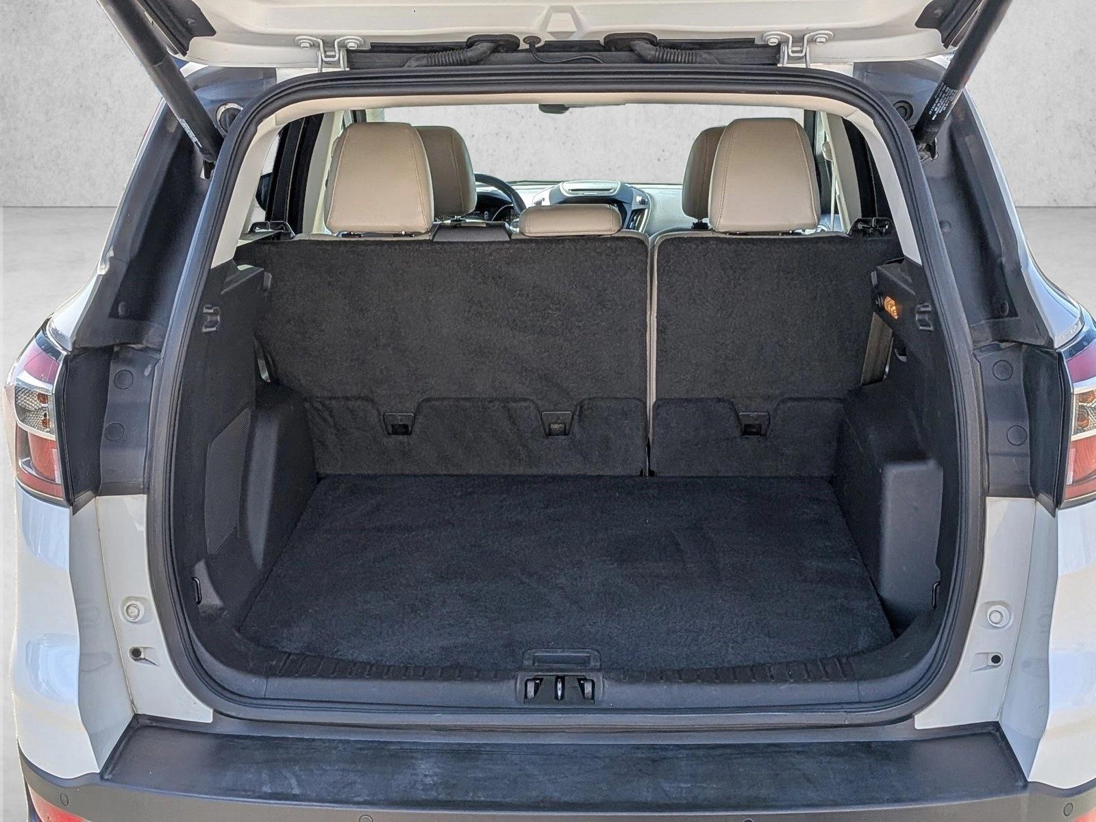 2017 Ford Escape Titanium photo 5