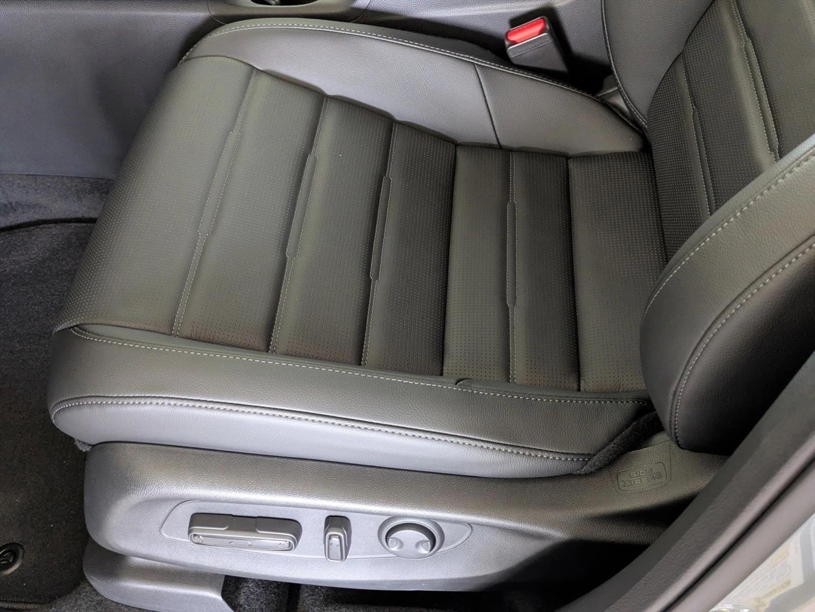 2026 Honda CR-V EX-L photo 4