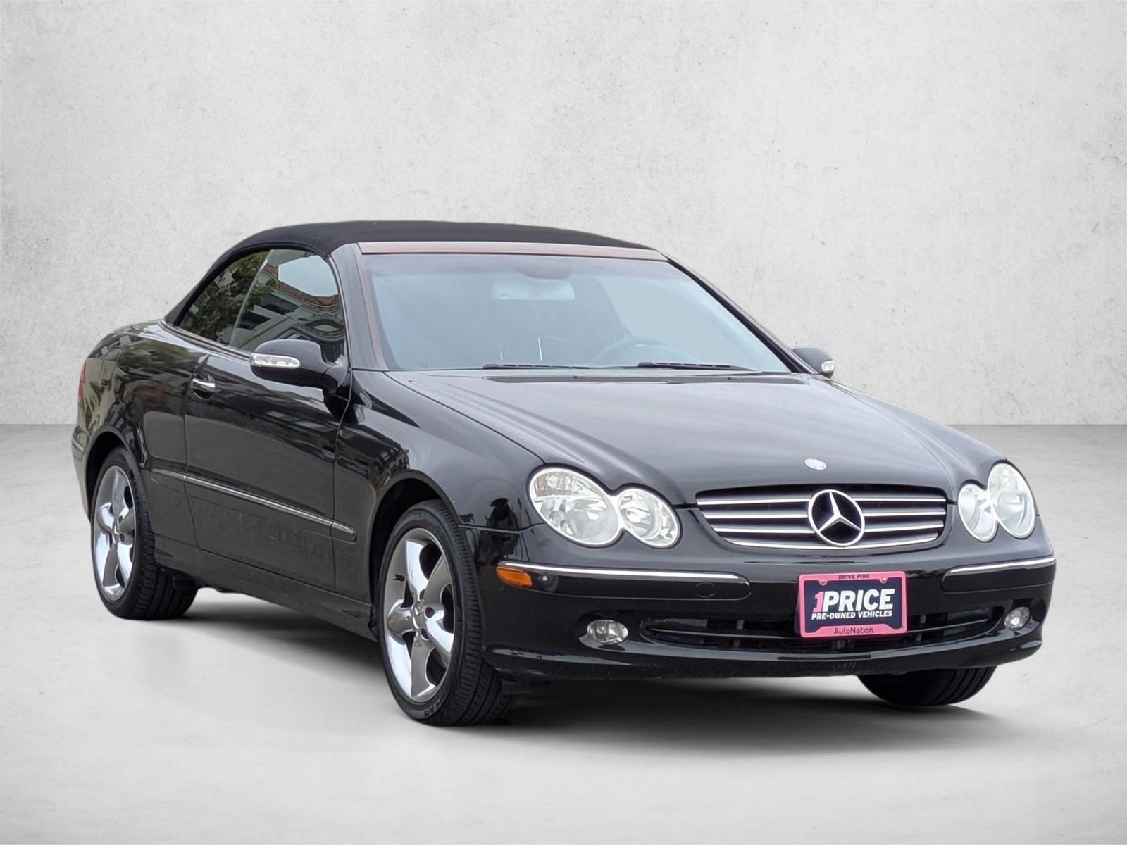 2005 Mercedes Benz CLK photo 3