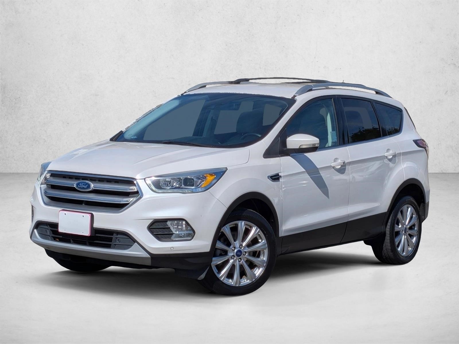 2017 Ford Escape Titanium photo 1