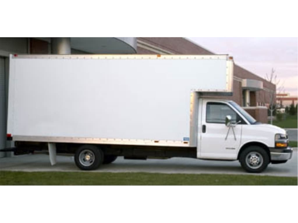 Used 2007 Chevrolet Express Cutaway Work Van Truck