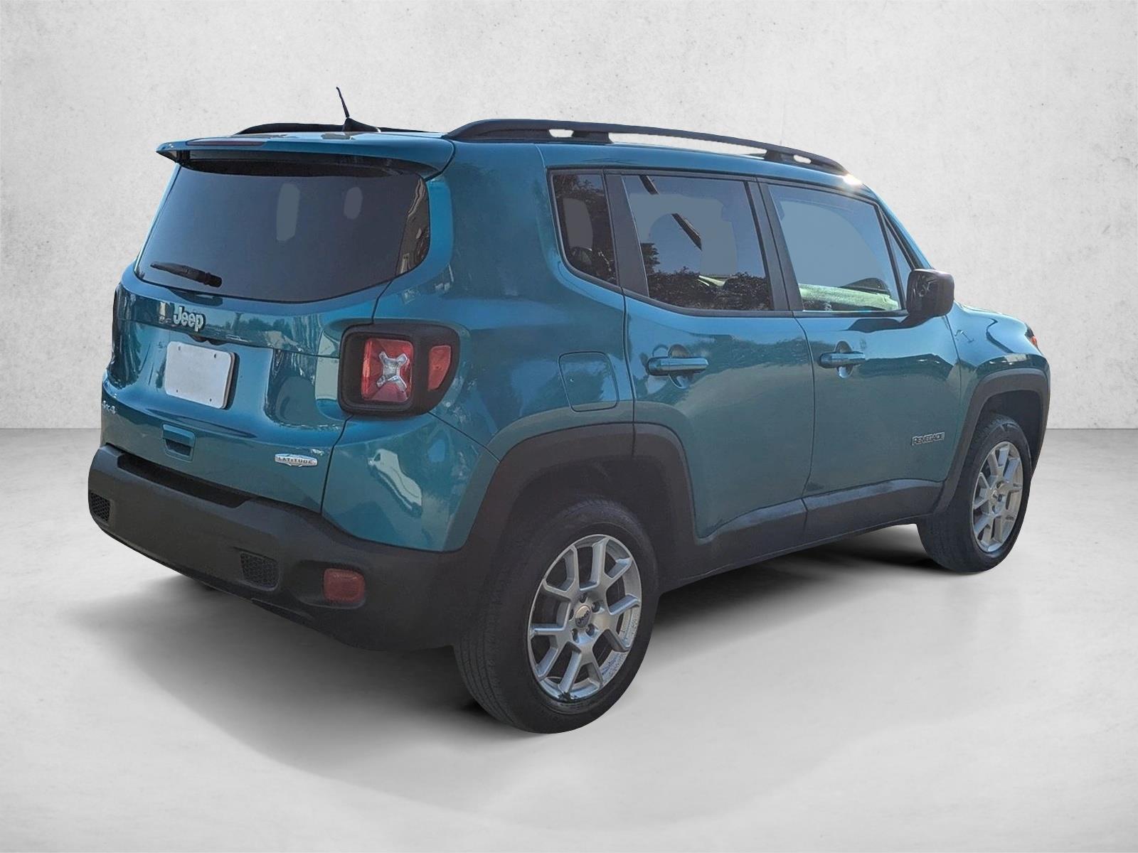 2022 Jeep Renegade Latitude photo 5