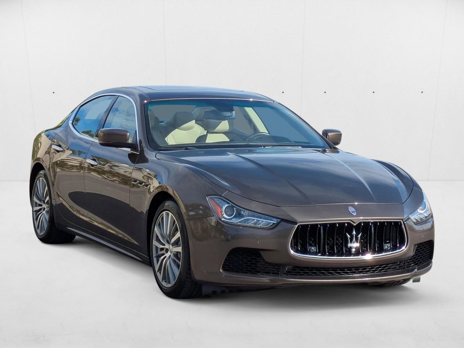 2015 Maserati Ghibli Base photo 3