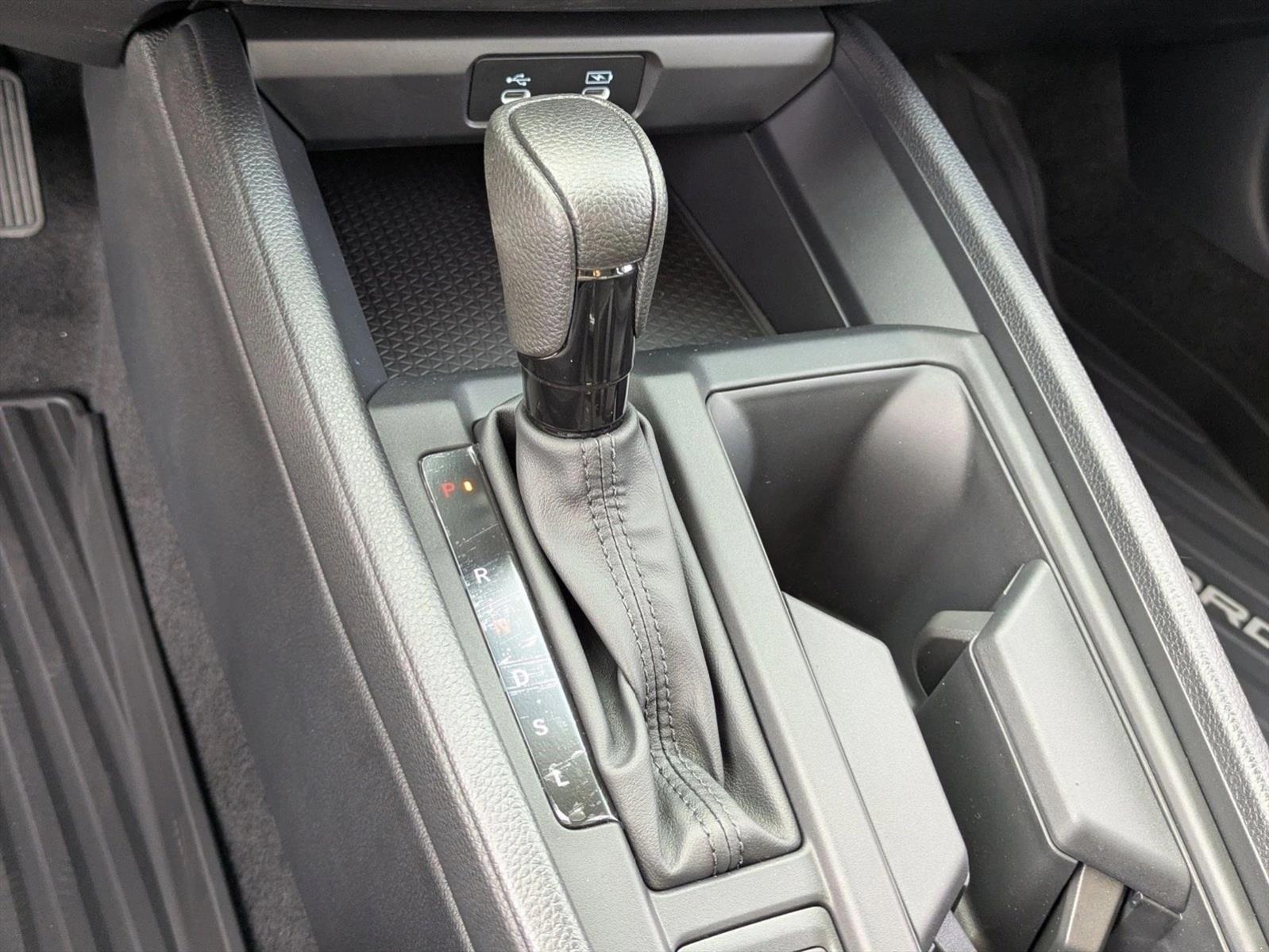 2025 Honda Accord LX - Photo 13