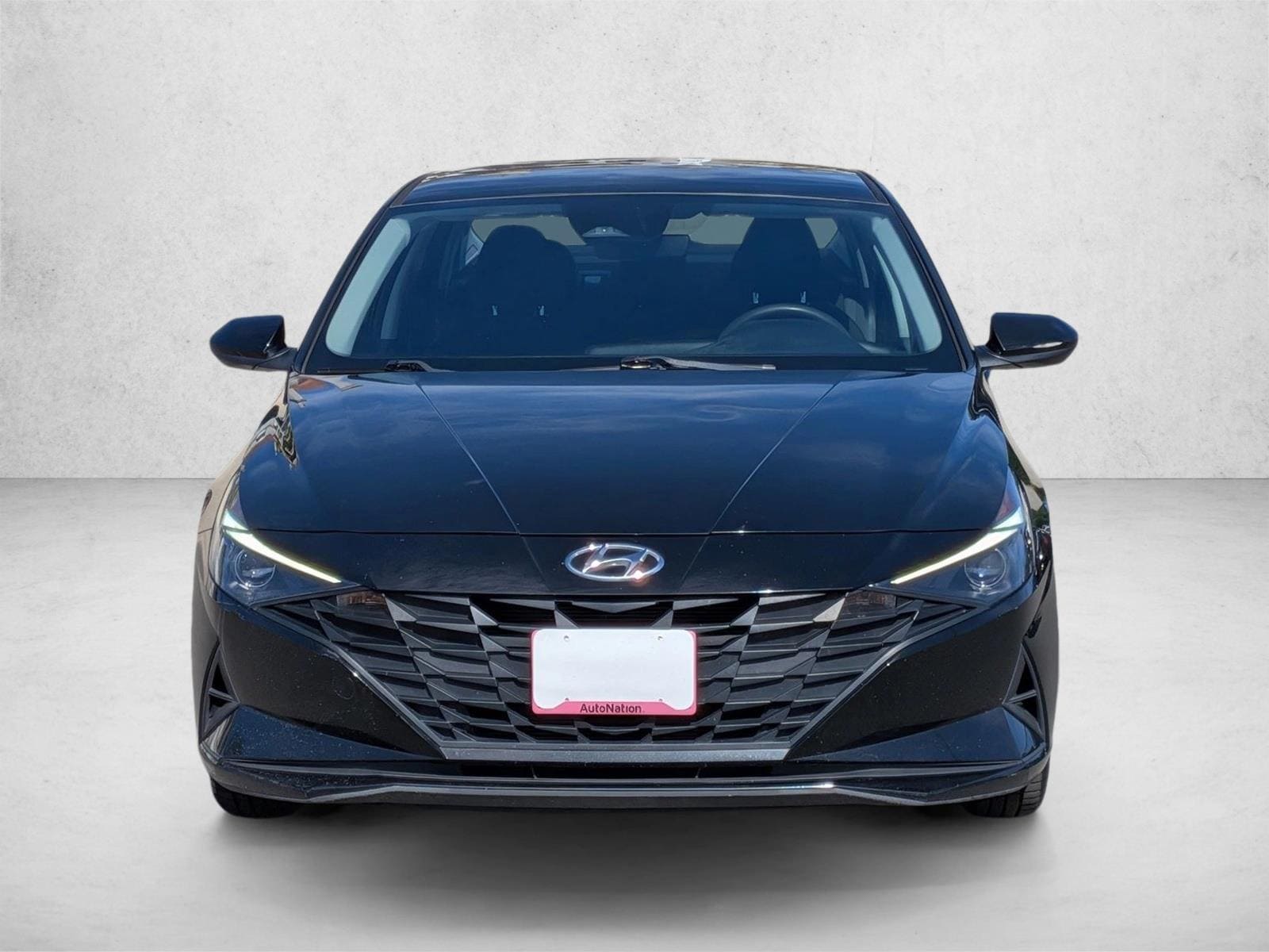 2021 Hyundai Elantra SEL photo 2