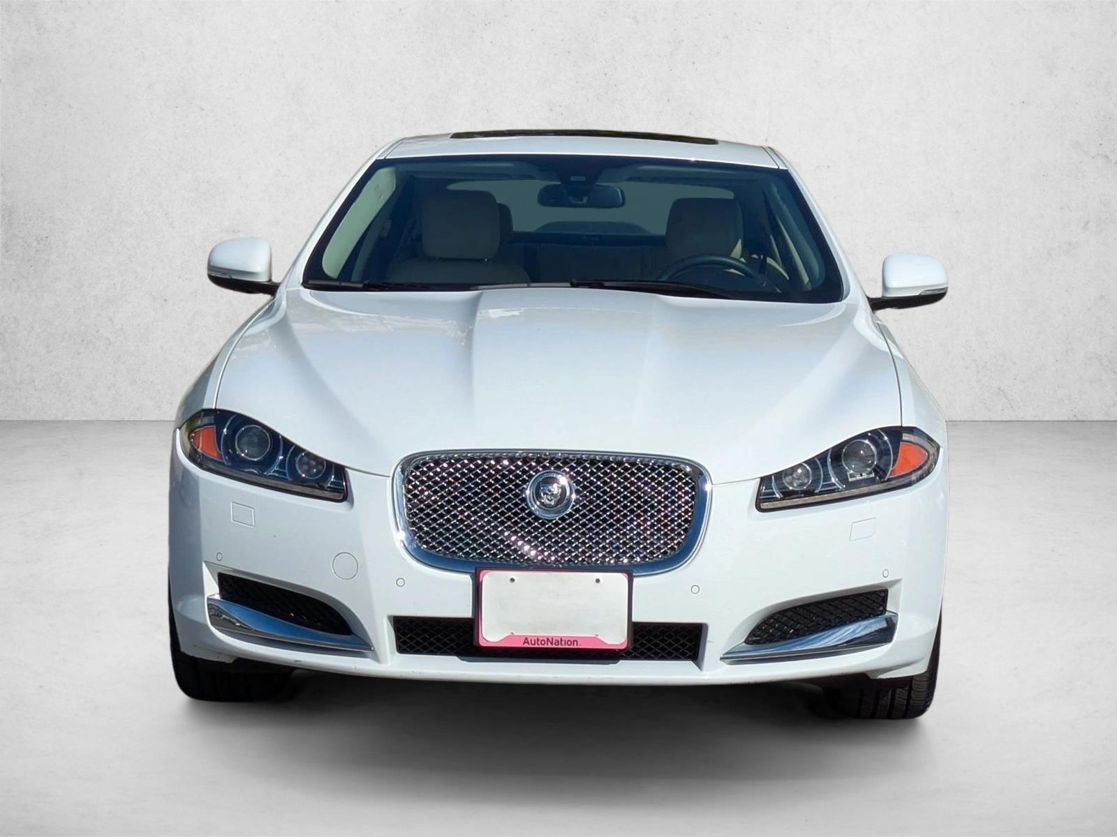 2013 Jaguar XF 3.0 photo 2
