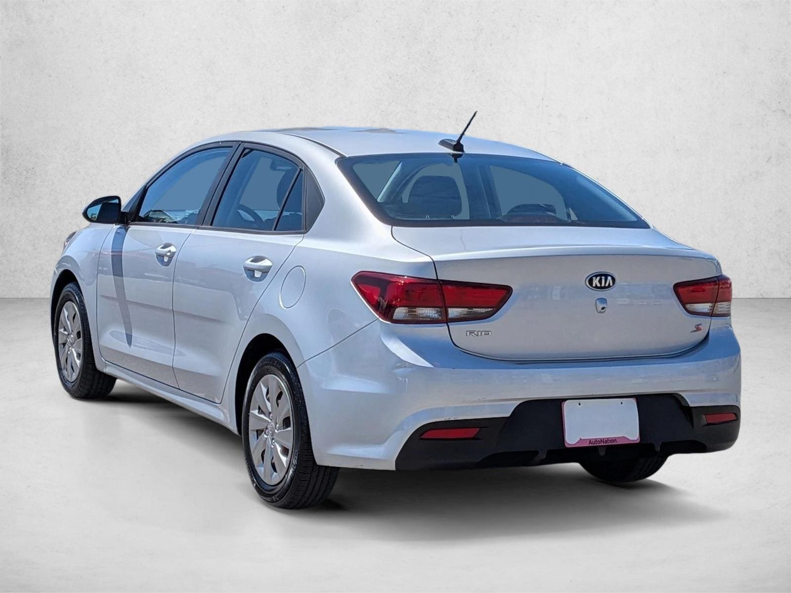 2018 Kia Rio S photo 3