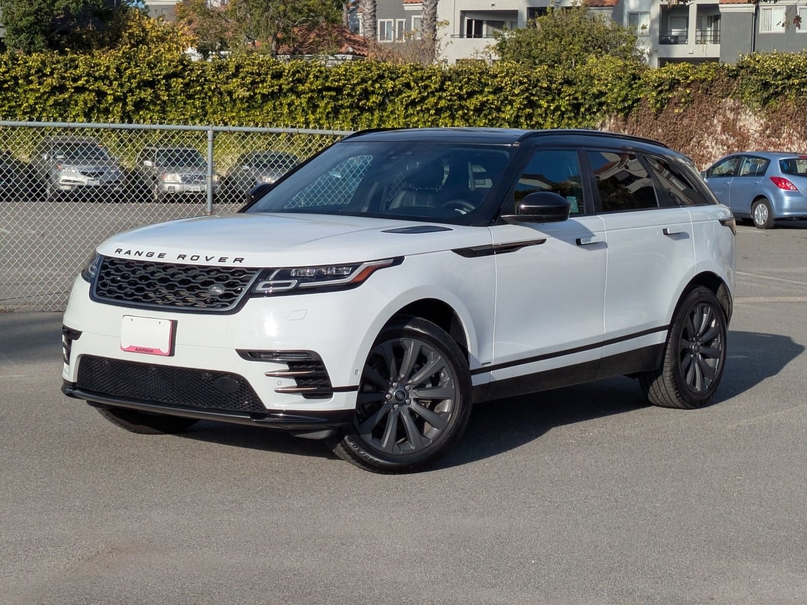 2019 Land Rover Range Rover Velar SE's photo